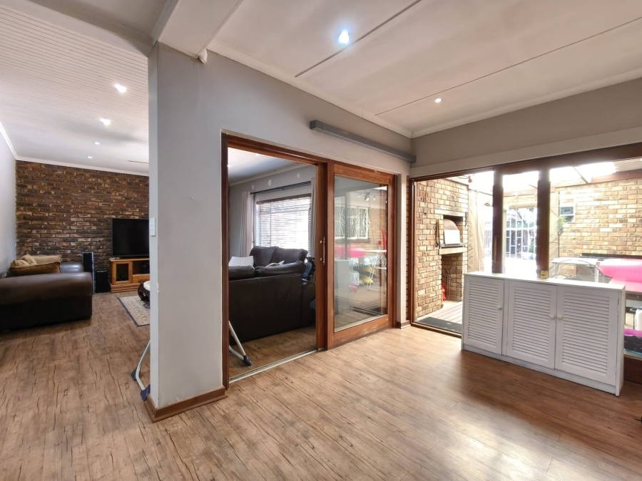 3 Bedroom Property for Sale in Potchefstroom North West